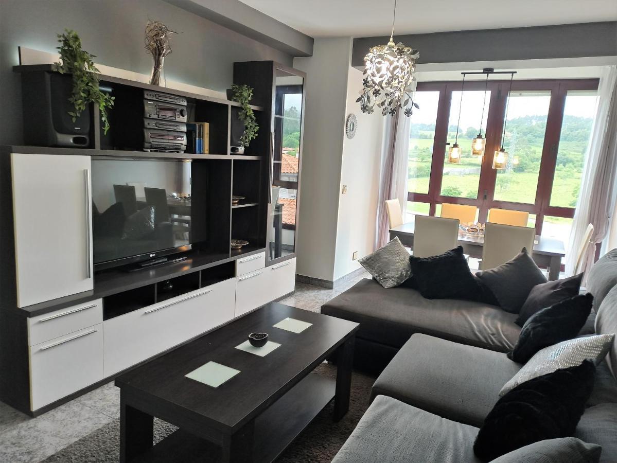 Duplex Con Vistas Al Picu Pienzu, Colunga Apartment Luaran gambar