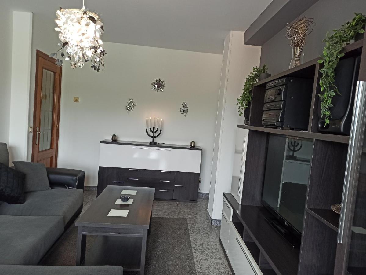Duplex Con Vistas Al Picu Pienzu, Colunga Apartment Luaran gambar