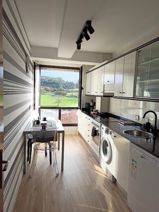 Duplex Con Vistas Al Picu Pienzu, Colunga Apartment Luaran gambar